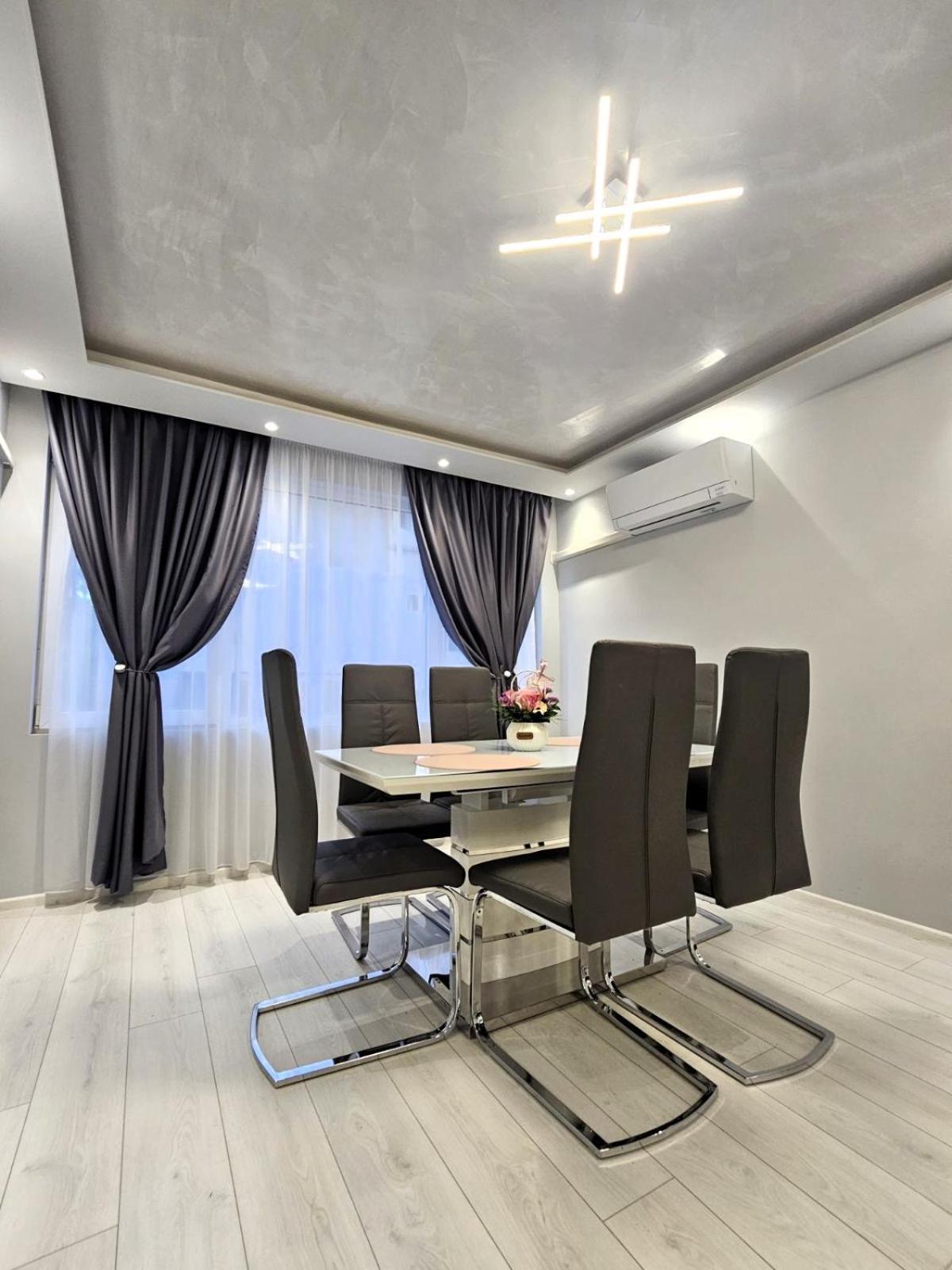 Apartment Bohemi With Free Parking Burgas City Exterior foto